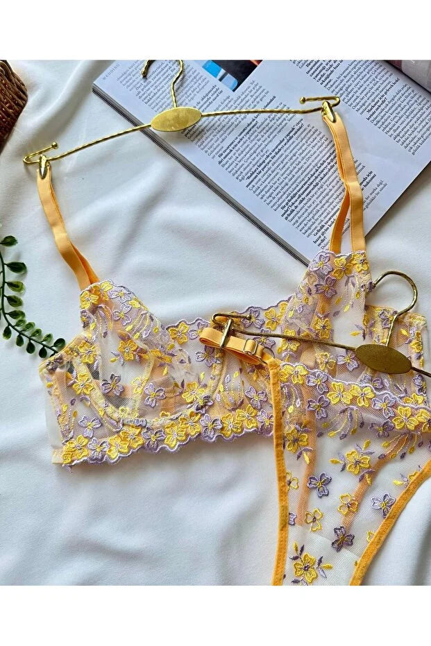 SAEVRA Sunlit Lilac Lace Set